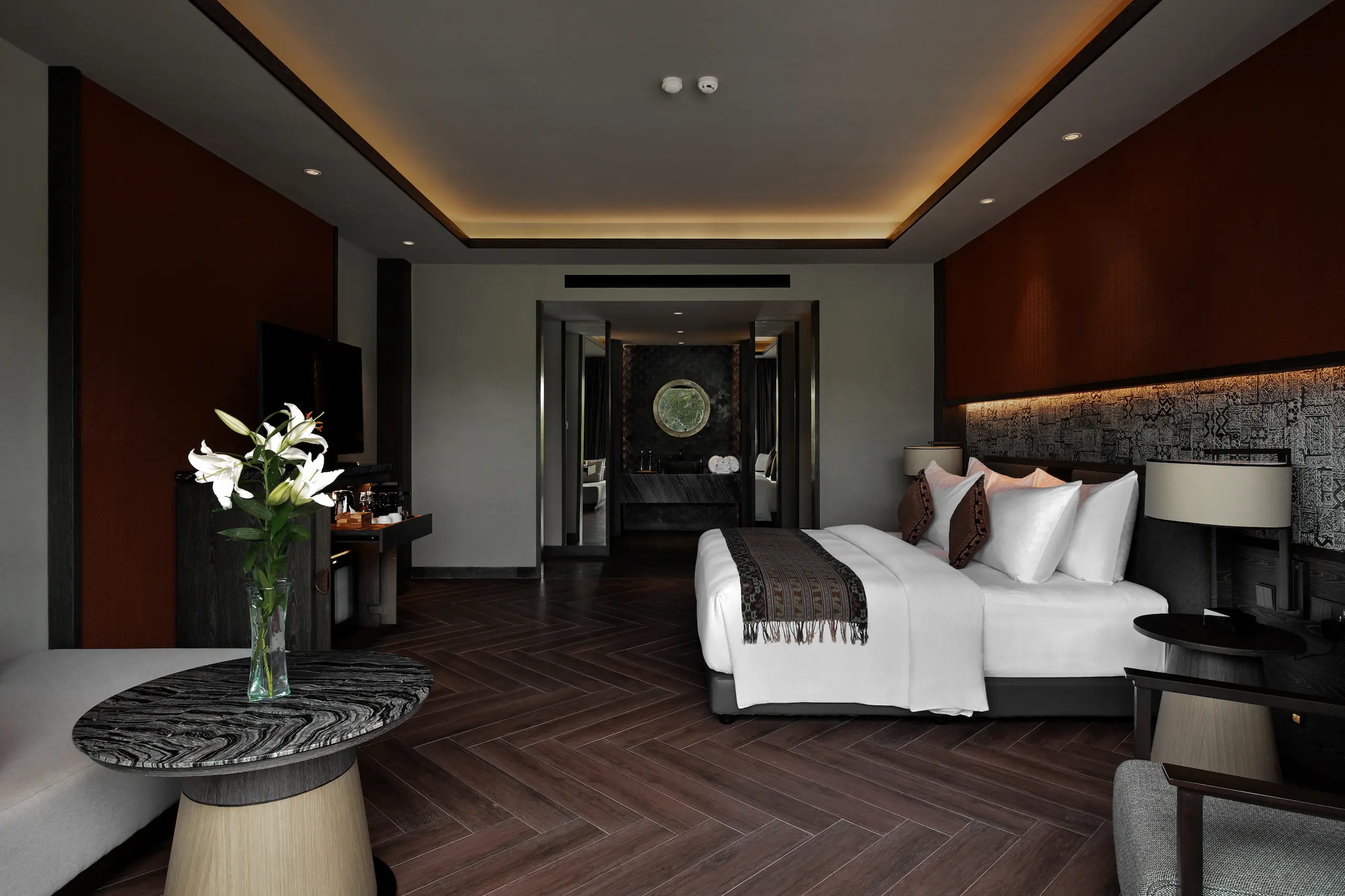 Deluxe Valley Suite — photo 1